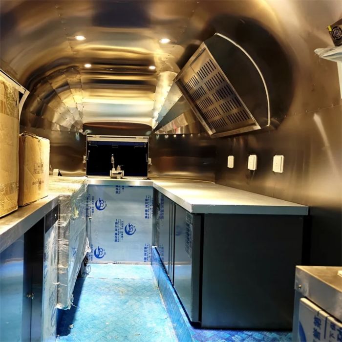 Food Trailer Fully Equipped Food Truck Mobile Kitchen Trailer for Vending on Street Customized Food Concession Trailers for Sale, Food Trailer Equipment, Mobile Food Truck Camp Truck for - Image 5