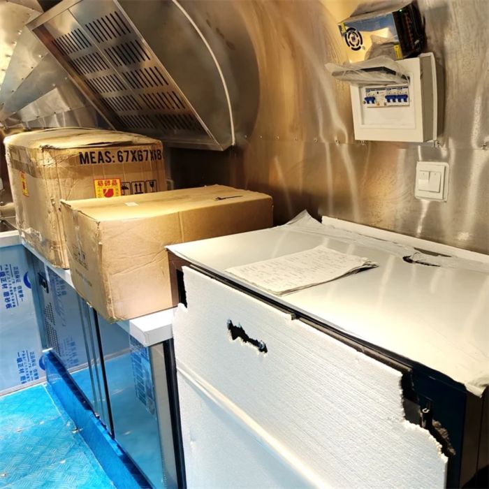 Food Trailer Fully Equipped Food Truck Mobile Kitchen Trailer for Vending on Street Customized Food Concession Trailers for Sale, Food Trailer Equipment, Mobile Food Truck Camp Truck for - Image 6